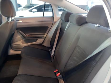 VOLKSWAGEN Virtus 1.0 4P 200 TSI FLEX COMFORTLINE AUTOMTICO, Foto 13