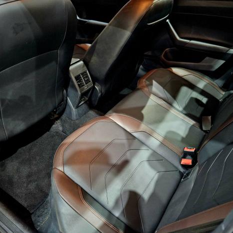 VOLKSWAGEN Virtus 1.0 4P 200 TSI FLEX HIGHLINE AUTOMTICO, Foto 8