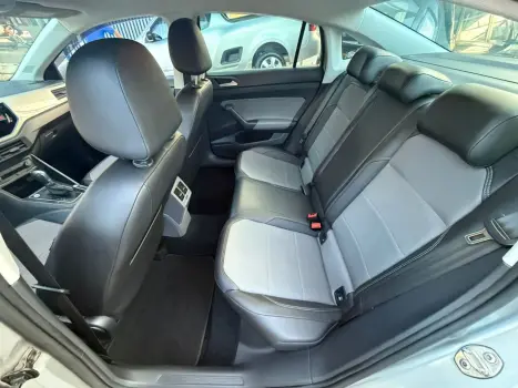VOLKSWAGEN Virtus 1.0 4P 200 TSI FLEX HIGHLINE AUTOMTICO, Foto 8