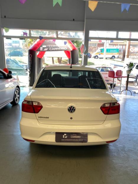 VOLKSWAGEN Voyage 1.0 4P FLEX, Foto 4