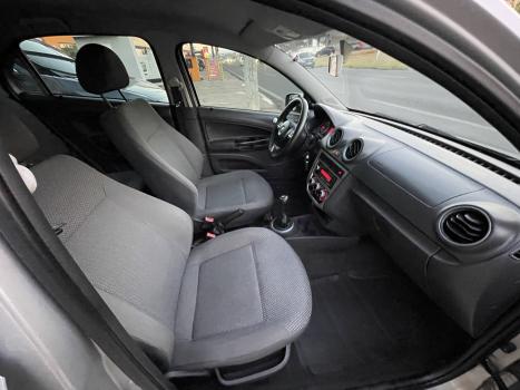 VOLKSWAGEN Voyage 1.6 4P FLEX, Foto 7