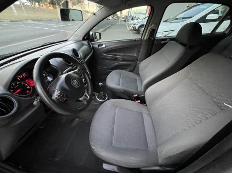 VOLKSWAGEN Voyage 1.6 4P FLEX, Foto 17