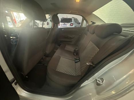 VOLKSWAGEN Voyage 1.6 4P COMFORTLINE FLEX, Foto 17