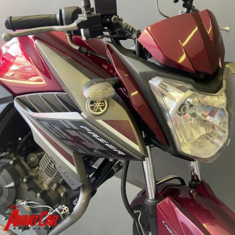 YAMAHA Fazer YS 150 SED, Foto 3