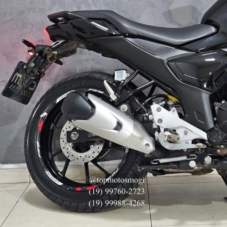 YAMAHA FZ 15 Fazer ABS, Foto 4