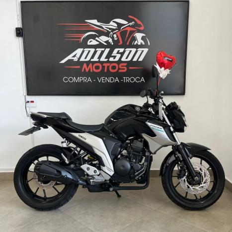 YAMAHA FZ 25 250 Fazer Flex , Foto 1