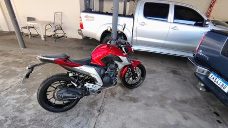 YAMAHA FZ 25 250 Fazer Flex , Foto 1