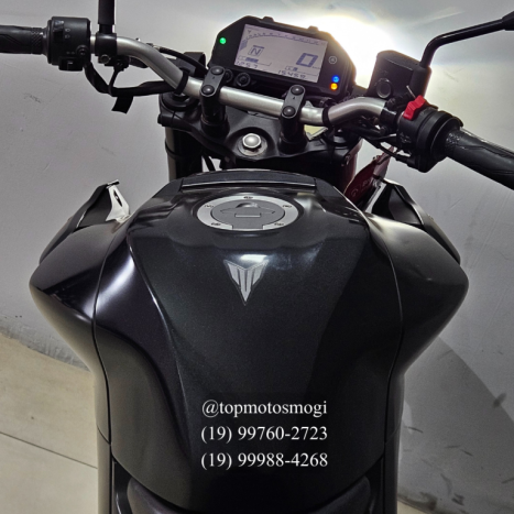 YAMAHA MT-03 300 ABS, Foto 9