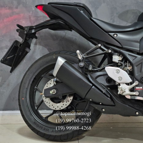 YAMAHA MT-03 300 ABS, Foto 4