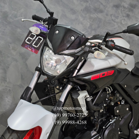 YAMAHA MT-03 300 ABS, Foto 6