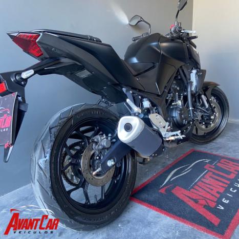 YAMAHA MT-03 300 ABS, Foto 4