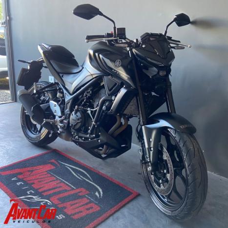 YAMAHA MT-03 300 ABS, Foto 5