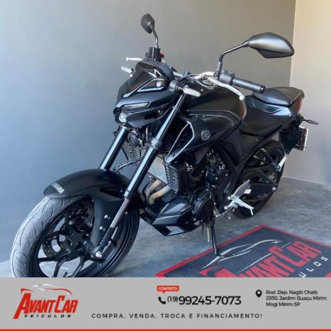 YAMAHA MT-03 300 ABS, Foto 8