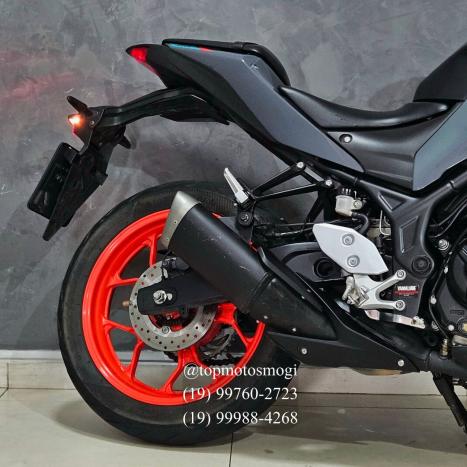 YAMAHA MT-03 300 ABS, Foto 4