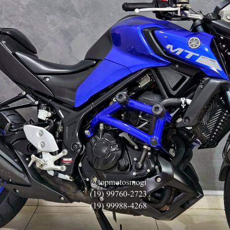 YAMAHA MT-03 300 ABS, Foto 3