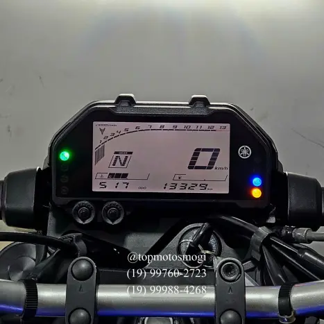 YAMAHA MT-03 300 ABS, Foto 10