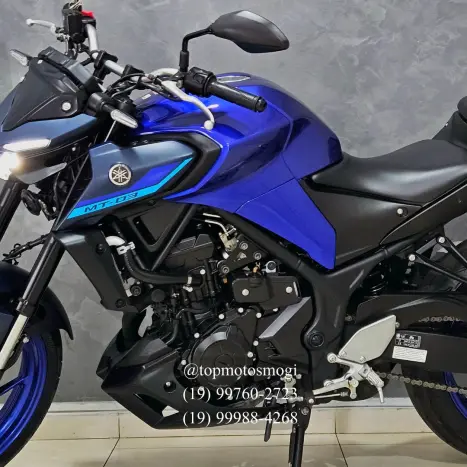YAMAHA MT-03 300 ABS, Foto 7