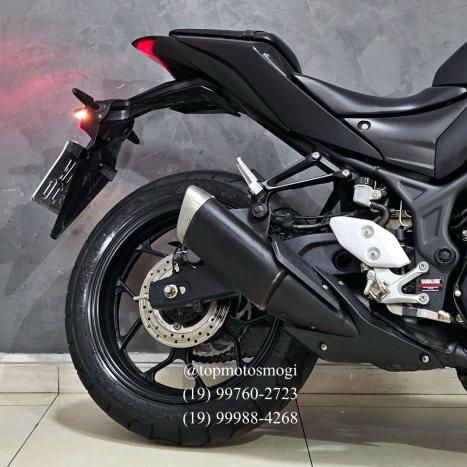 YAMAHA MT-03 300 ABS, Foto 4