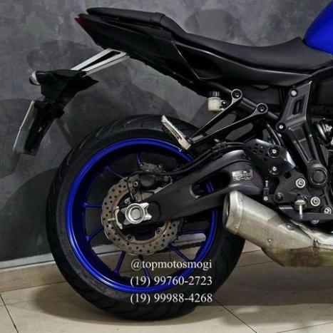 YAMAHA MT-07 700 ABS, Foto 4