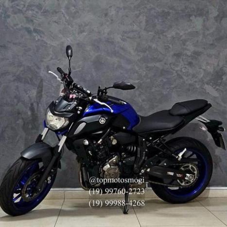 YAMAHA MT-07 700 ABS, Foto 5