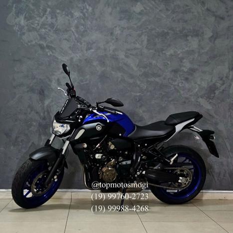 YAMAHA MT-07 700 ABS, Foto 5