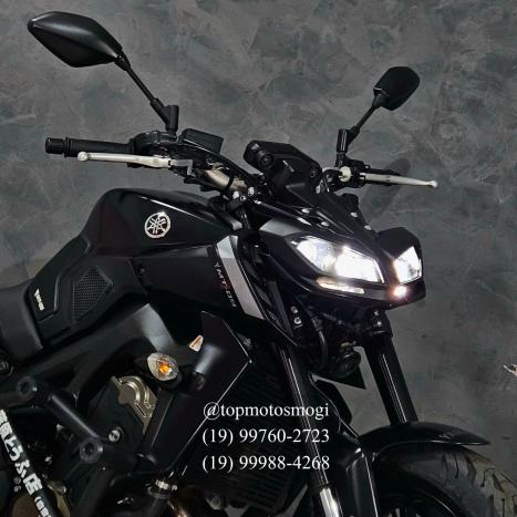 YAMAHA MT-09 850 ABS, Foto 2