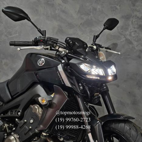 YAMAHA MT-09 850 ABS, Foto 2