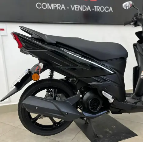 YAMAHA Neo UBS 125 , Foto 4