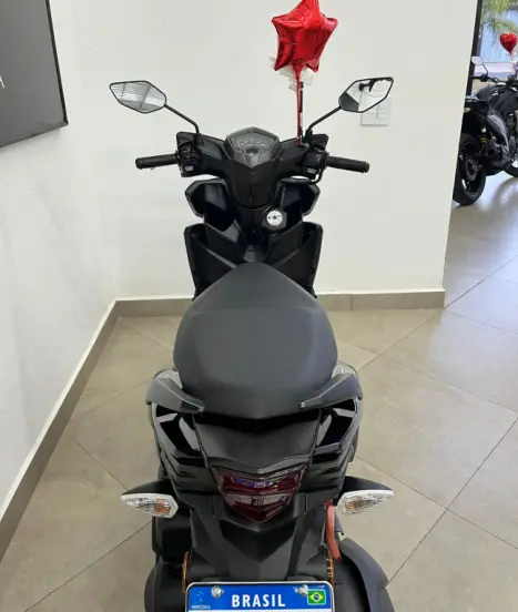 YAMAHA Neo UBS 125 , Foto 5