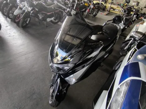 YAMAHA NMax 160 ABS, Foto 2