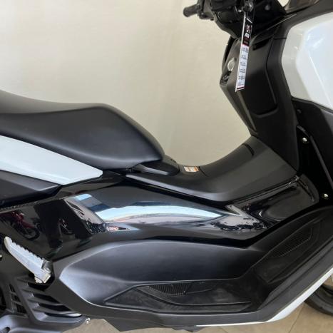 YAMAHA NMax 160 ABS, Foto 3