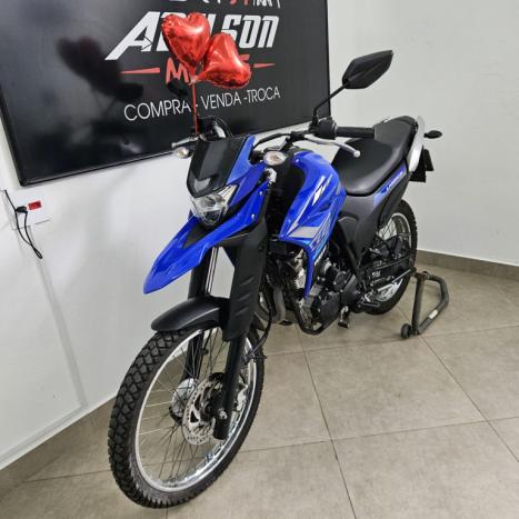 YAMAHA XTZ 250 LANDER, Foto 2