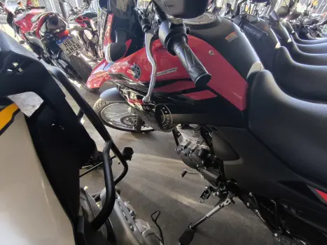 YAMAHA XTZ 250 LANDER, Foto 3