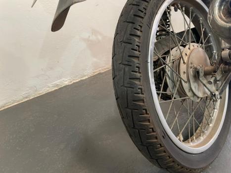 YAMAHA YBR 125 E, Foto 8