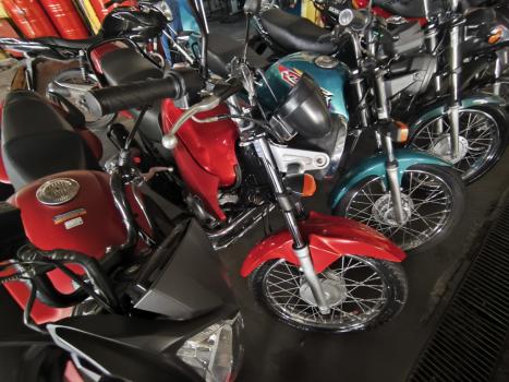 YAMAHA YBR 125 FACTOR K, Foto 2