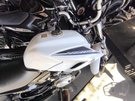 YAMAHA YBR 125 FACTOR ED, Foto 4