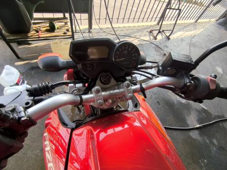 YAMAHA YS Fazer 250 , Foto 3