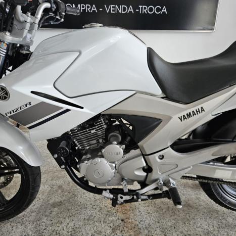 YAMAHA YS Fazer 250 , Foto 5