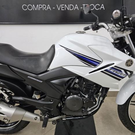 YAMAHA YS Fazer 250 BLUE FLEX, Foto 3