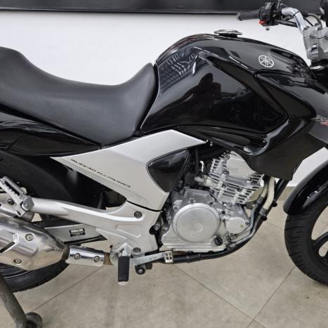 YAMAHA YS Fazer 250 LIMITED EDITION, Foto 3
