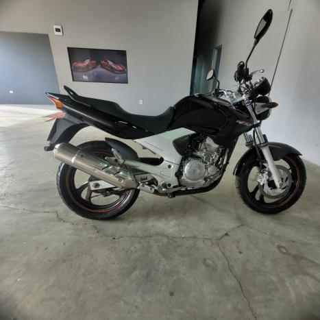 YAMAHA YS Fazer 250 , Foto 3