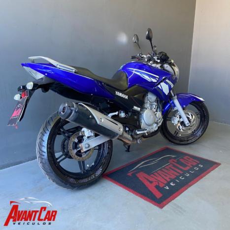 YAMAHA YS Fazer 250 LIMITED EDITION, Foto 2