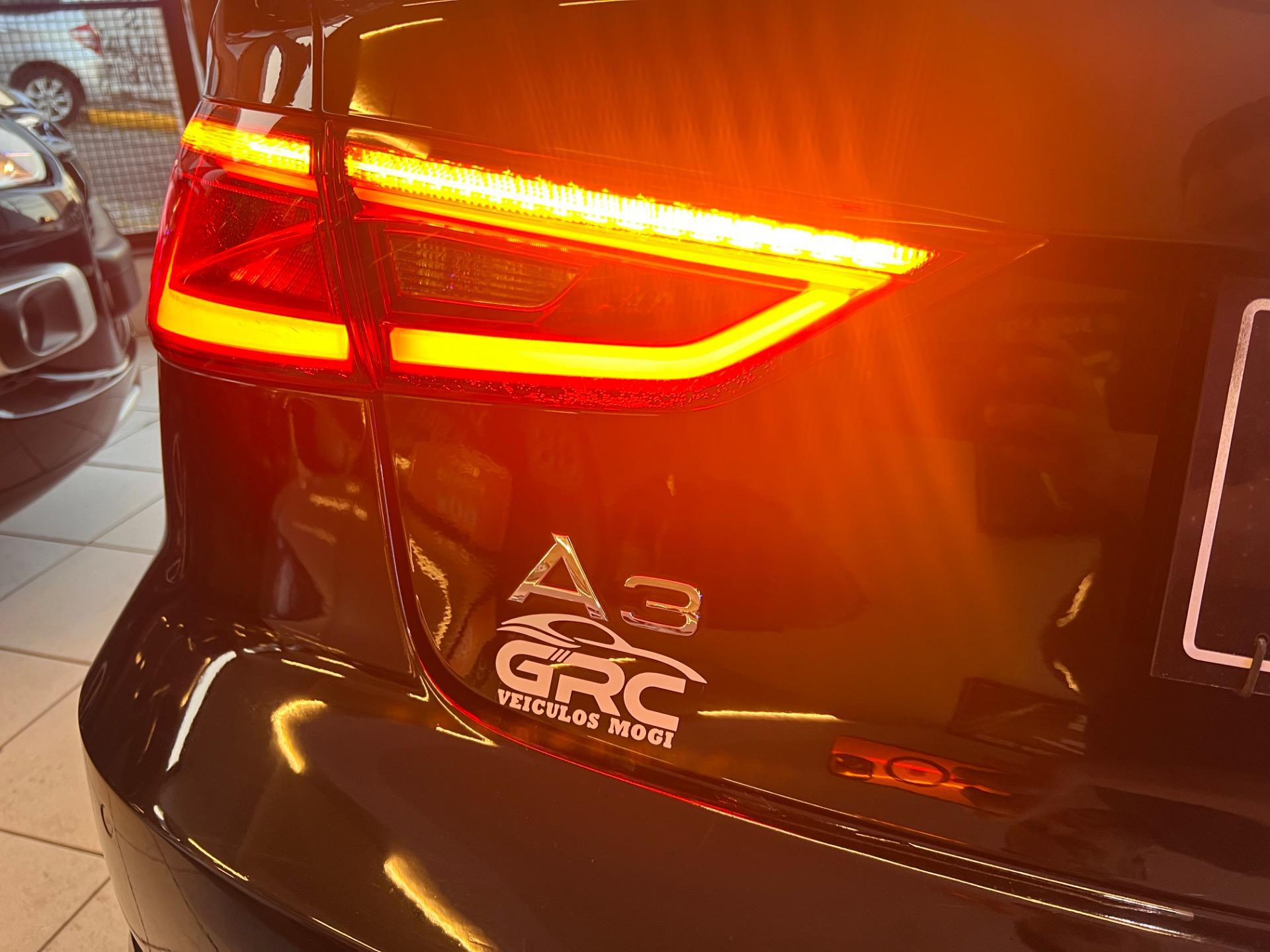 AUDI A3 Sedan - Foto