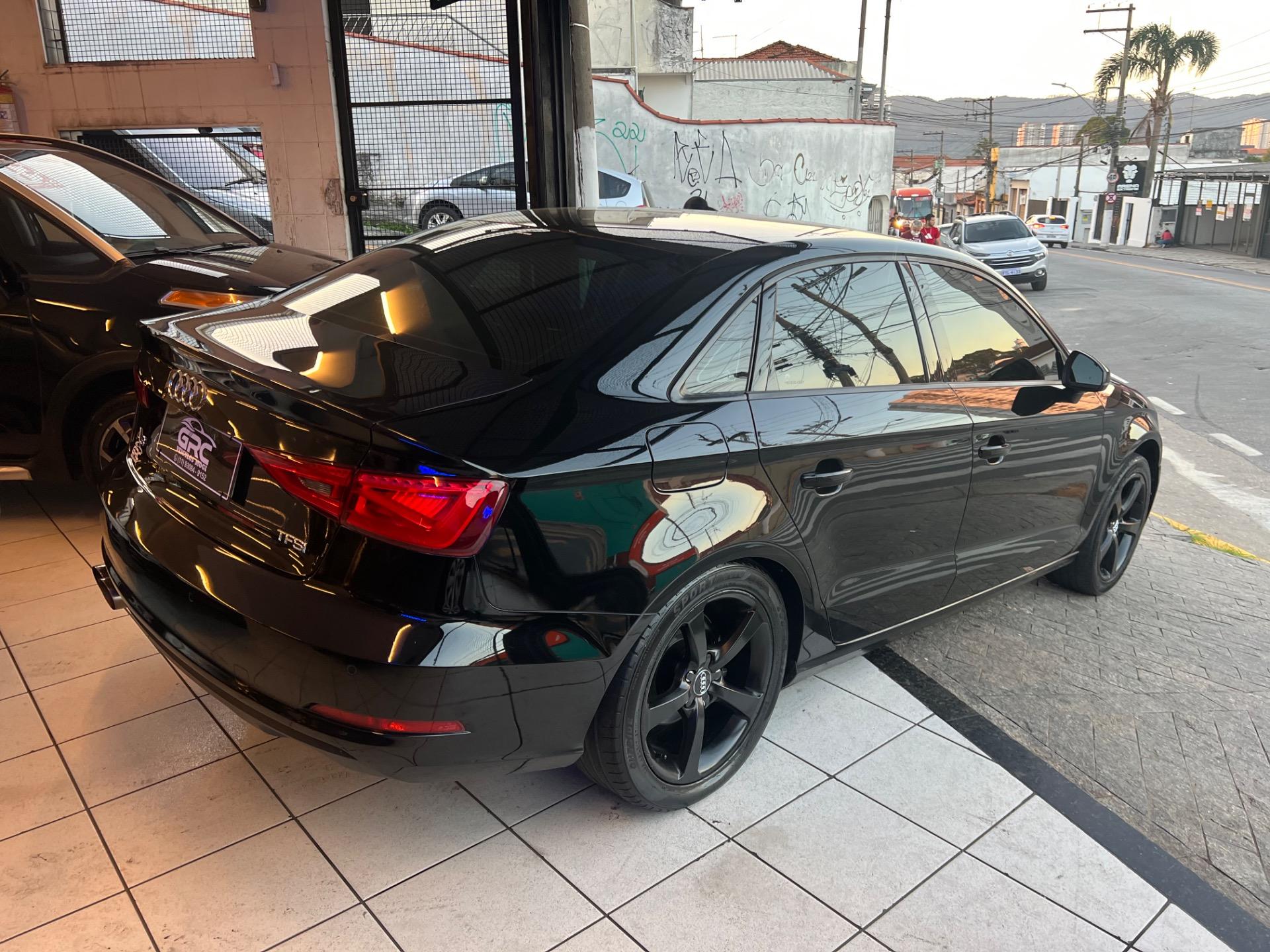 AUDI A3 Sedan - Foto