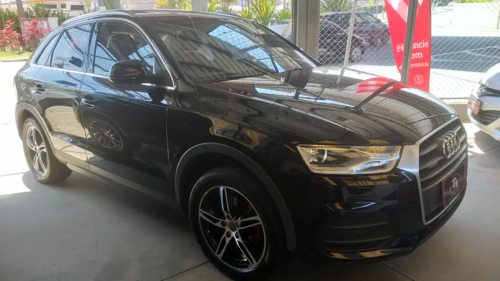 AUDI Q3 - Foto