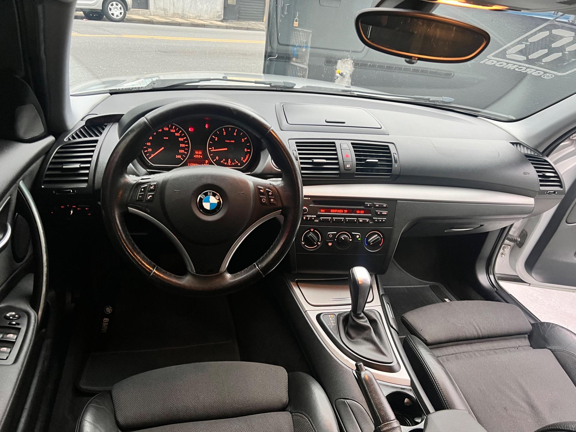 BMW 118i - Foto