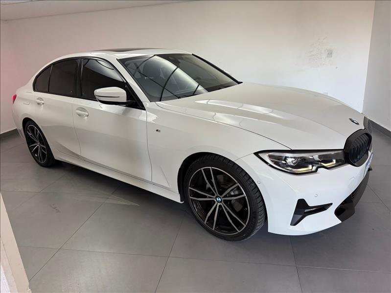 BMW 320I - Foto