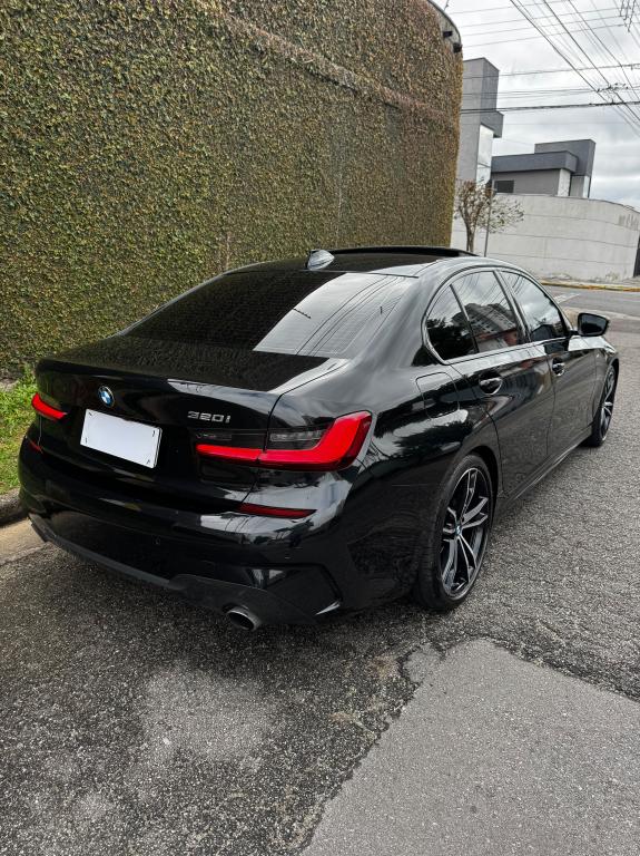 BMW 320I - Foto