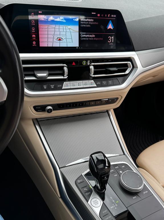 BMW 320I - Foto