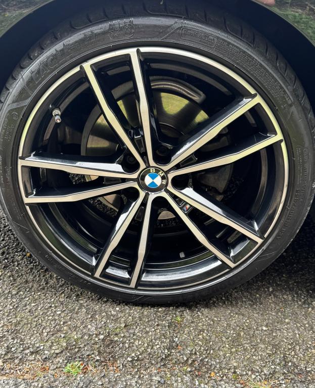 BMW 320I - Foto